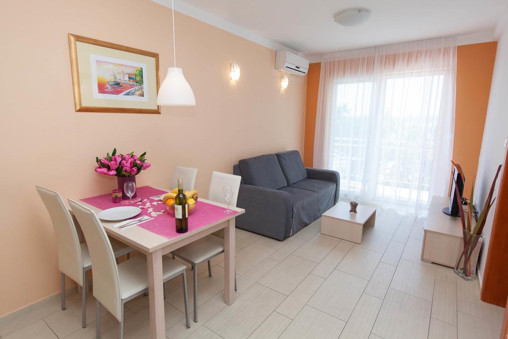 Apartments Ines سيلتسي المظهر الخارجي الصورة